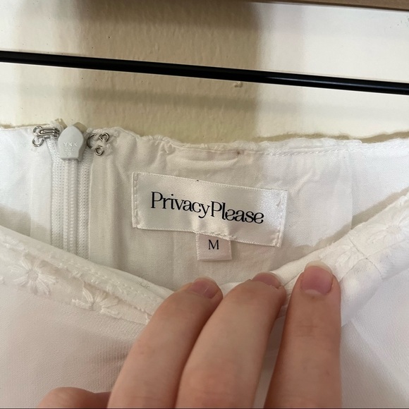 Privacy Please Klinedale White Tiered Ruffle Mini Skirt Medium - Picture 7 of 7